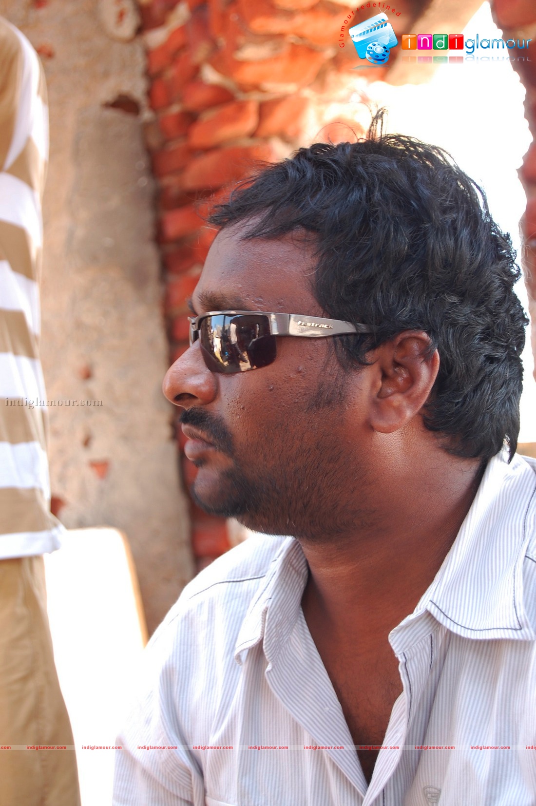 Ninaithale Inikkum Movie hd photo
